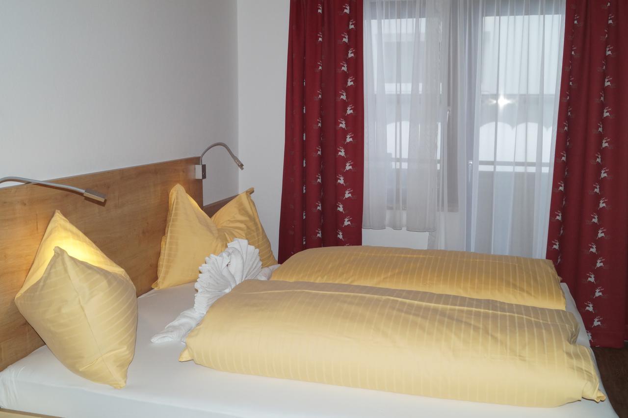 Sieglhub Chalets - Appartements - Hotel Flachau Exterior photo